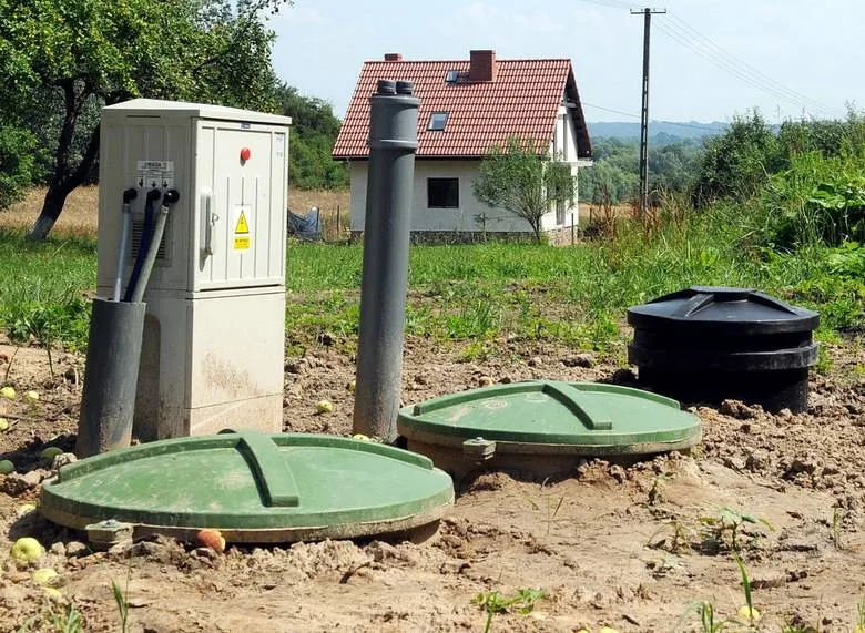 Proces rozkładu w szambie jak go wspierać i optymalizować?