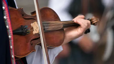 Piętnaście kół gospodyń i koncert Adama Struga. Folklor nad Narwią