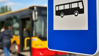 Darmowe autobusy i dodatkowa linia do trzech cmentarzy w Łomży
