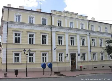 Łomżyńscy uczniowie wychodzą z ławek prosto na prawdziwy rynek pracy