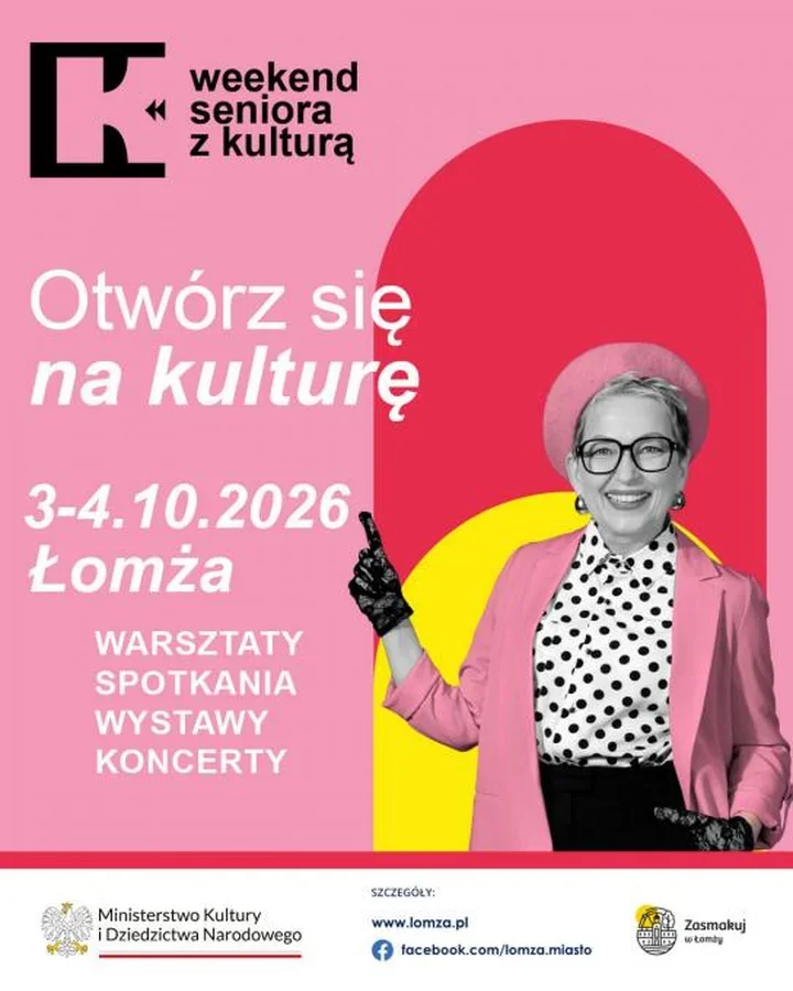 W Łomży seniorzy splatają historie, śpiewają i oglądają dawne miasto