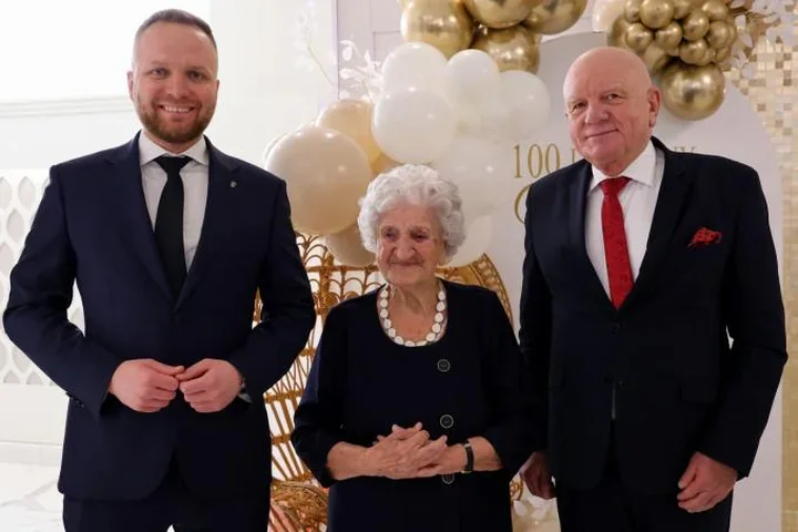 Setne urodziny Reginy Cichockiej – opowieść o Łomży i sile zwykłego życia