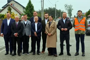 Kalinowa już po przebudowie. Osiedlowa droga zyskała nowe chodniki i bezpieczeństwo