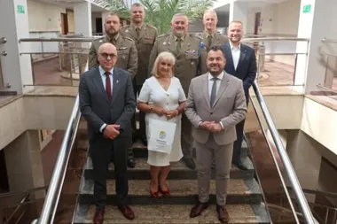 Przy jednym stole w Łomży. Rozmowy o służbie i wojskowej przyszłości