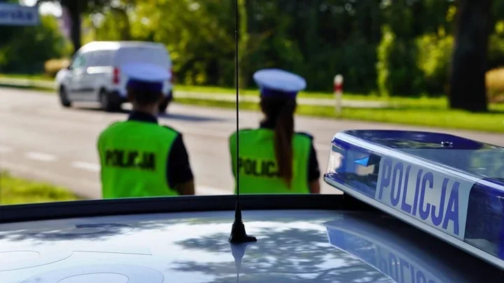 Dwa prawa jazdy zatrzymane w Zaruziu - kierowcy jechali o 57 i 54 km/h za szybko