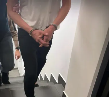 Po służbie ruszyli za złodziejem - 39-latek miał serię włamań