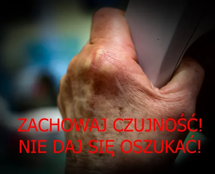 77-latka uwierzyła w "adwokatkę" - przy furtce oddała ponad 20 tysięcy dolarów