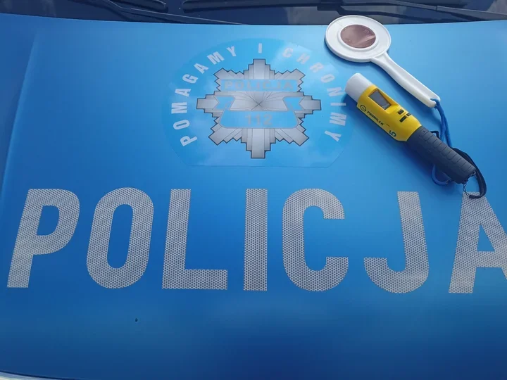 Po 3,5 promila w rowie - 57-latek twierdził, że auto mu ukradli